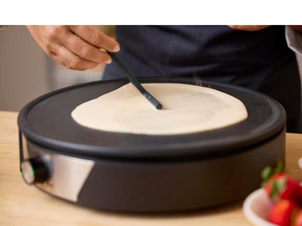

Blomsterbergs Crepepande dia. 38 cm 1500 watt i so